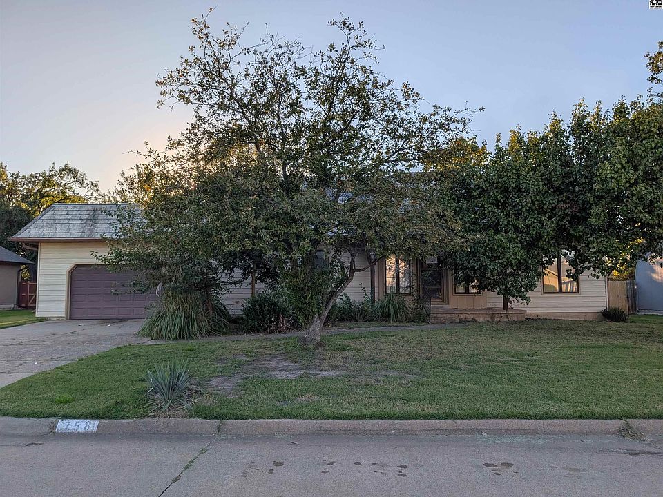 1st image of 758 Moundview Ave