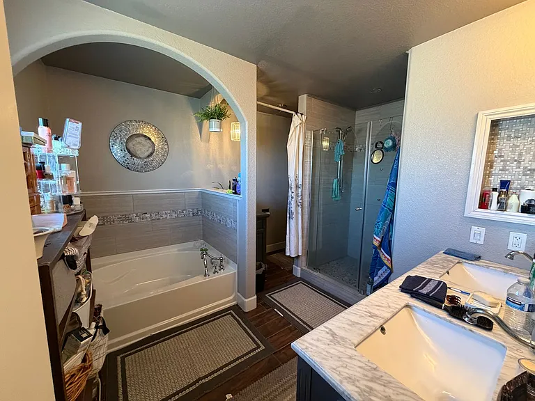 18210 Pin Oak Ct — Photo 21