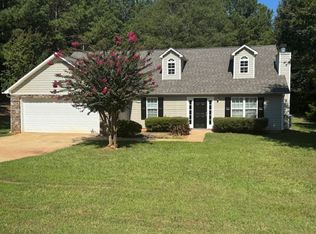 125 Redwood Dr, Lagrange, GA 30240
