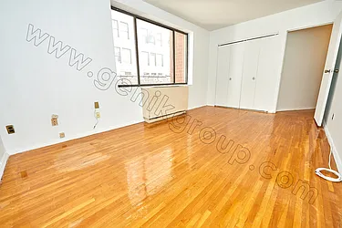 Rented by Genik Group Corp