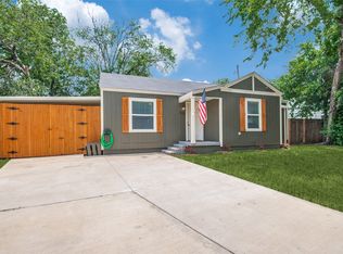 200 Burton Dr, Arlington, TX 76011