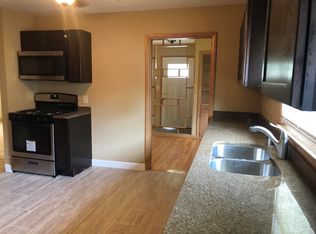 4043 N 87th St, Milwaukee, WI 53222