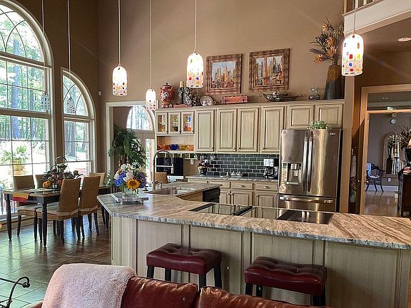 Kitchen/Keeping Room