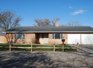 1135 Monte Vista Dr, Bosque Farms, NM 87068