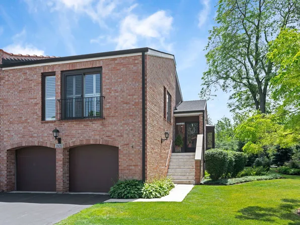 19W263 Governors Trl, Oak Brook, IL 60523