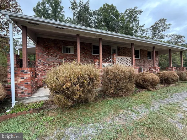 354 Cherry Run Rd, Hedgesville, WV 25427