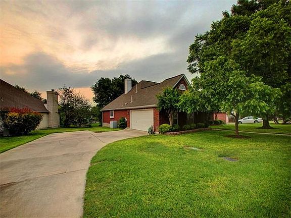 5th image of 2310 Dunes Dr