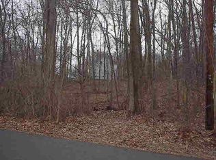 52 Luty Dr, Hyde Park, NY 12538