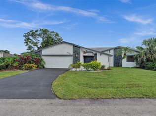 8230 Cassia Ter, Tamarac, FL 33321