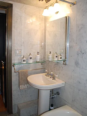 Sold by Sotheby's International Realty | media 17