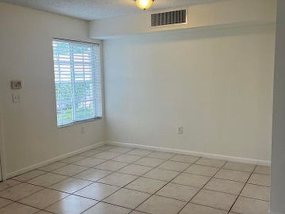 3rd image of 1733 Village Blvd APT 101