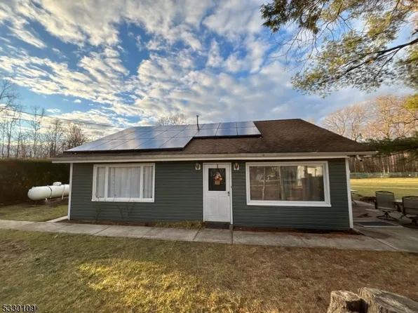 1 Old Pine Rd, Pequannock Twp., NJ 07440