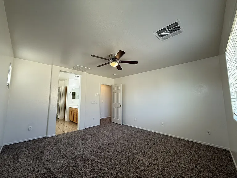 7258 W Palmaire Ave — Photo 27