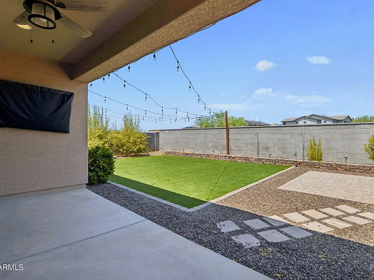 17766 W Granite View Dr — Photo 41