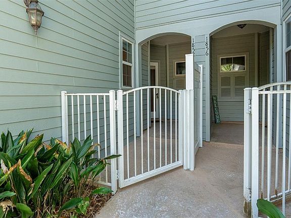 4th image of 1852 NW 34th St #24