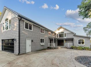 21604 River Rd N, Cordova, IL 61242