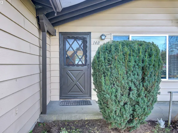 140 Barker Rd, Oregon City, OR 97045