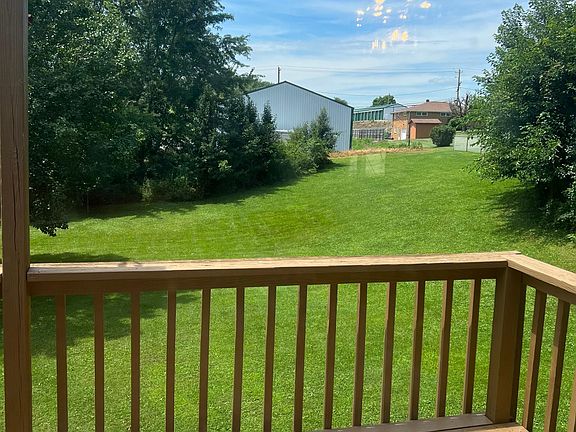 2nd image of 103 Frostview Dr #A