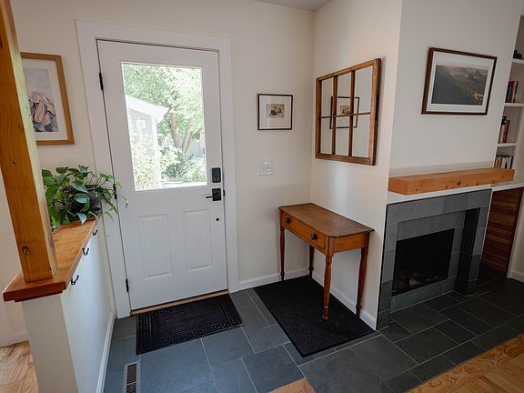 2nd image of 2366 Keystone Ct