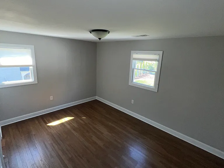 16 Roosevelt Dr — Photo 9