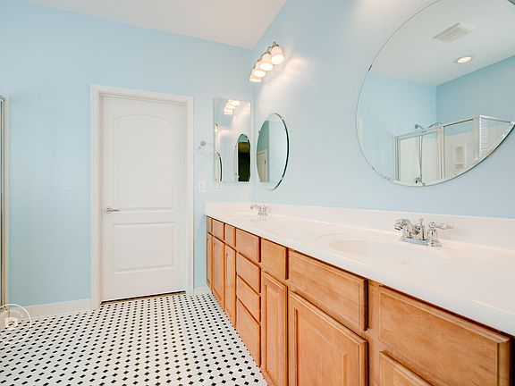 5th image of 27725 N 90th Ln