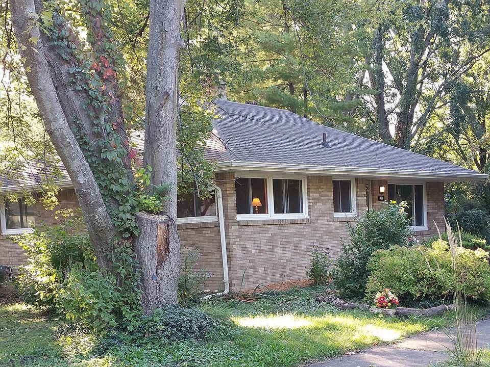 1st image of 466 Moorland Dr