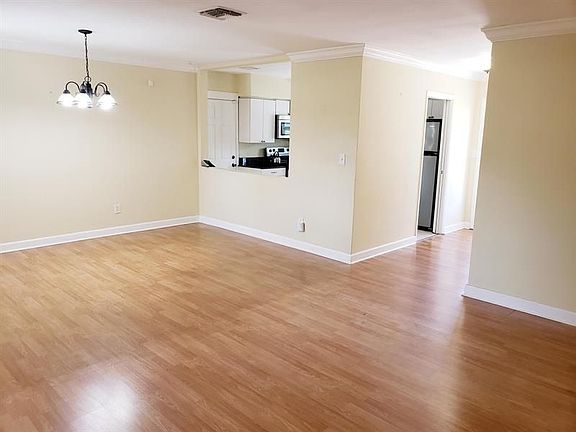 2nd image of 3849 Neptune Dr SE