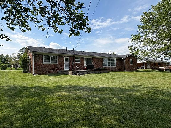 5th image of 76 Cherry Ln
