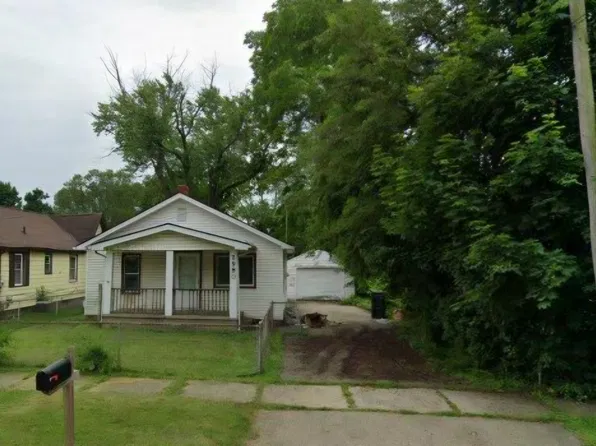 2980 Henry St, Flint, MI 48506
