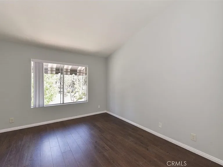 391 Stanford Ct #1 — Photo 22