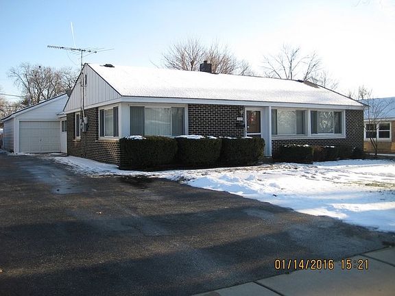 2nd image of 9949 Elm Circle Dr