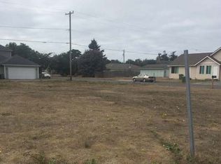 Maple St, Florence, OR 97439