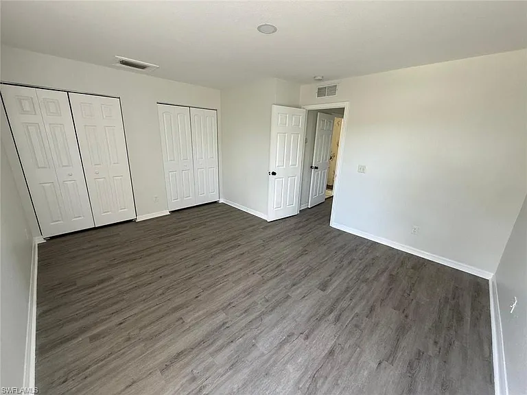 5248 Confederate Dr — Photo 16