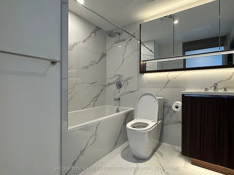 18 Esther Shiner Blvd #2306 — Photo 13
