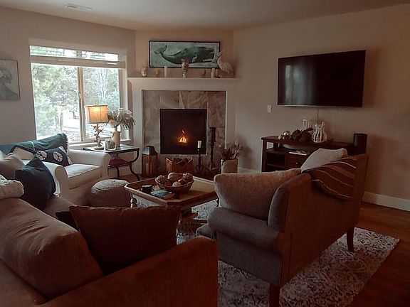 2nd image of 20330 Shire Ln