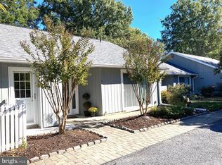 24560 Deepwater Point Dr APT 4, St Michaels, MD 21663