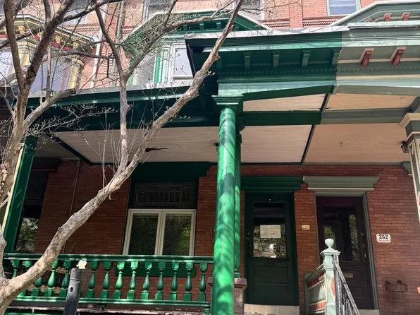 254 S Farragut St, Philadelphia, PA 19139