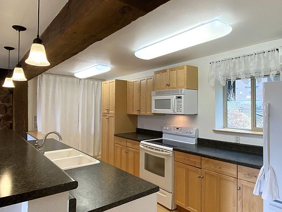 3rd image of 4480 Baldwin Creek Dr
