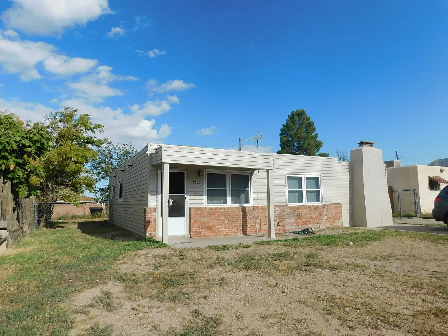 Showing starts September 16- Pretty nice, clean home. — Photo 2