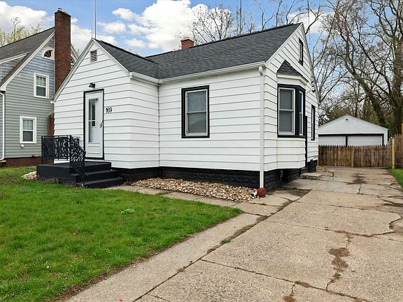 4th image of 169 Elvern Dr