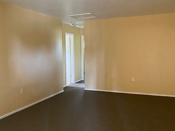 4th image of 1905 Winkler Ave APT 6