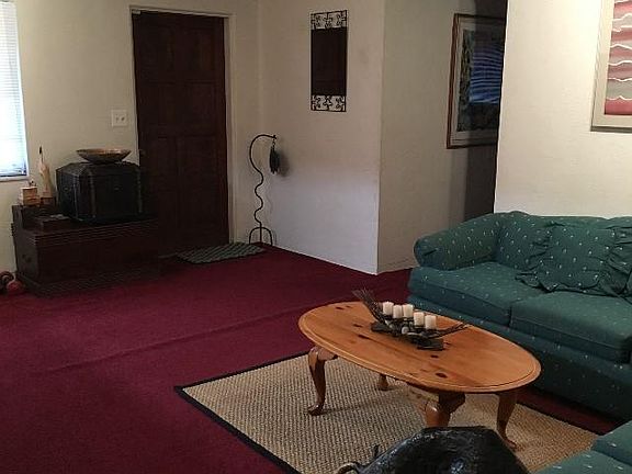 5th image of 829 68th Ave S