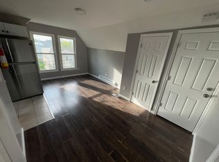 748 S 16th St #3A, Newark, NJ 07103