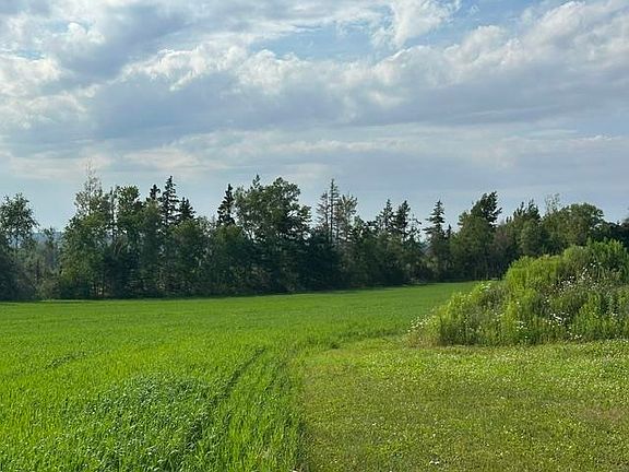 3rd image of 4161 Fort Augustus Rd