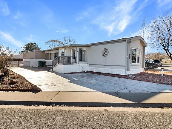 2nd image of 548 Holly Park Dr