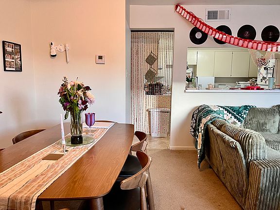 5th image of 305 Green Briar St #13