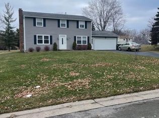 769 Lauren Ct, Webster, NY 14580