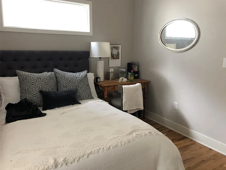 1702 S Lamar Blvd #23 — Photo 6
