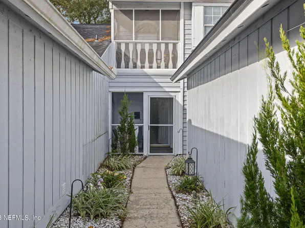 3054 Cobblewood Ln W, Jacksonville, FL 32225