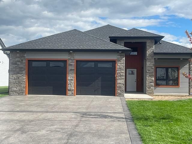 1st image of 1314 Tiger Ct NE
